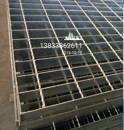 泵房鋪設(shè)405/30/100熱鍍鋅格柵板出廠報價 泵房鋪設(shè)405/30/100熱鍍鋅格柵板出廠報價